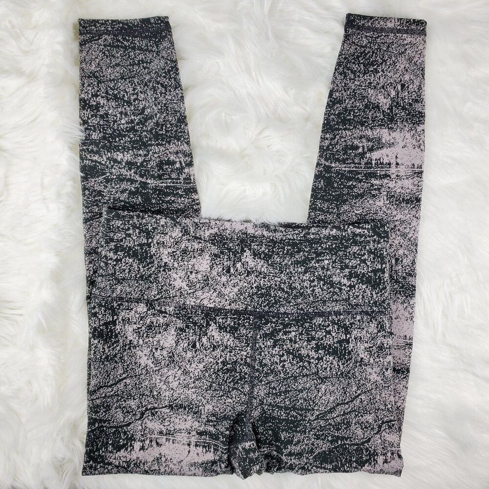 NWOT Athleta Black Elation Glade Leggings